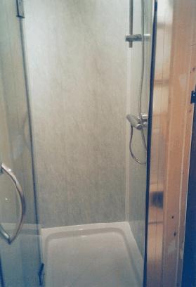 hinged door - Hinged Shower Door
