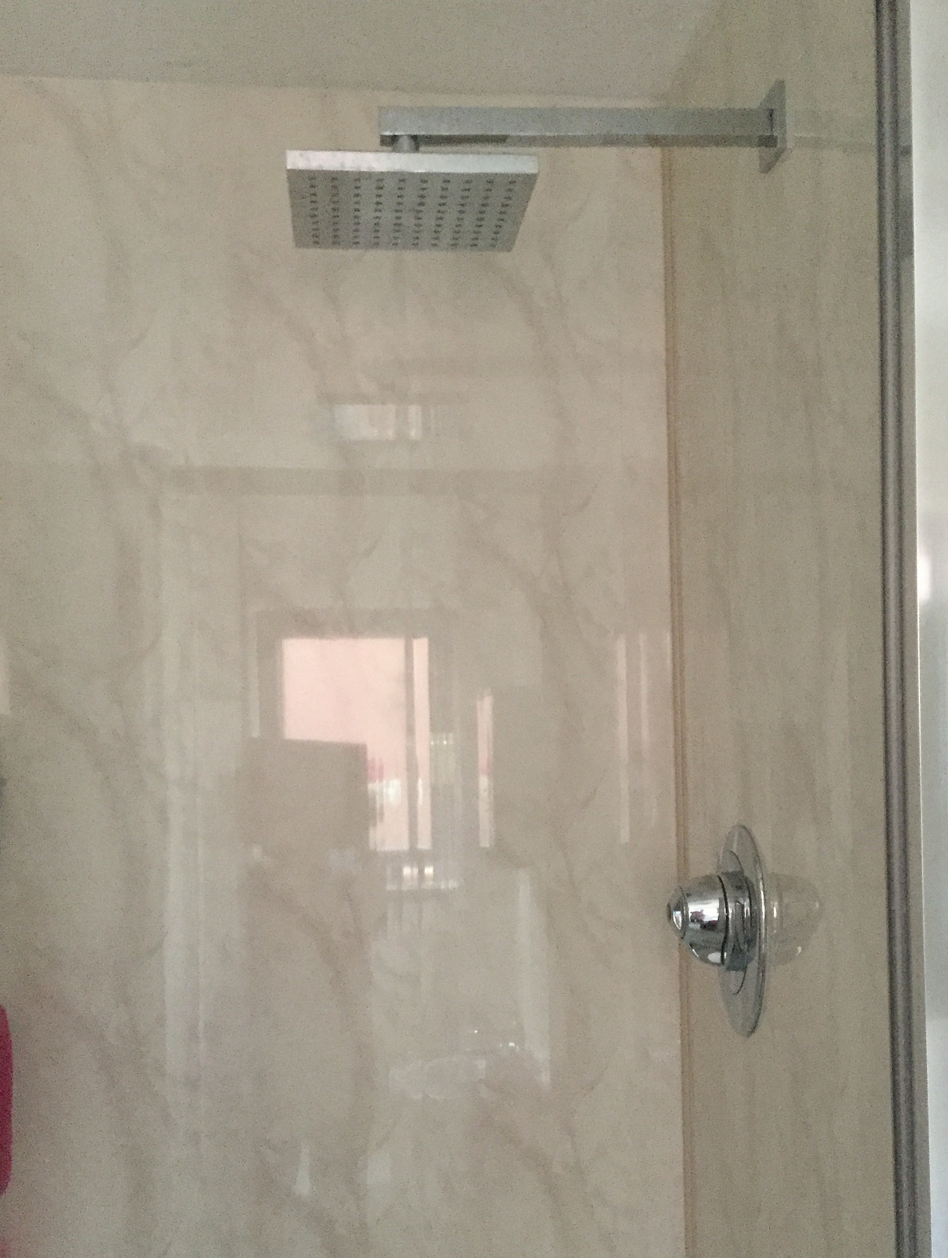 Vicenza beige shower panels
